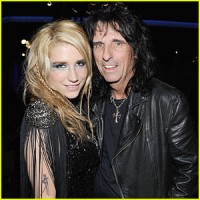 Alice Cooper si Ke$ha Alice Cooper si Ke$ha