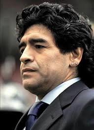 Maradona a fost suspendat trei etape Maradona