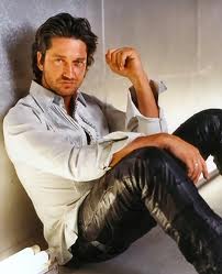 GERARD BUTLER a ajuns in Romania Gerard Butler