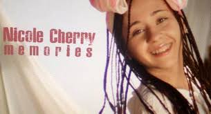 Senzatia momentului, Nicole Cherry – Memories Nicole Cherry - Memories