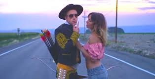 Macklemore & Ryan Lewis revin cu un nou clip, White Walls Macklemore & Ryan Lewis - White Walls