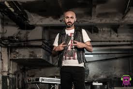 Cabron revine impreuna cu Stella cu un nou single „Zambete calme” Cabron