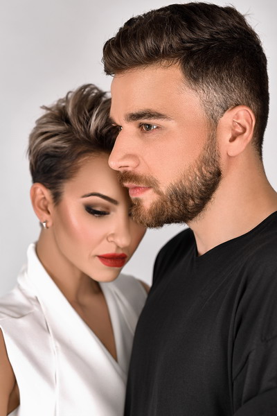 Vezi ce cantareata celebra isi sarbatoreste ziua de nastere Giulia feat Shift - Ce-a fost a fost