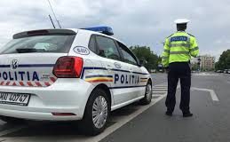Vorbesti la telefon sau tastezi in timp ce conduci vei primii amenda